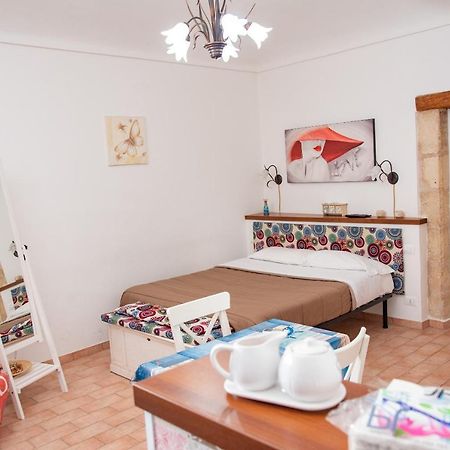 Xenia - Il Vicoletto Delle Dee Syracuse Exterior foto